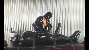 Inflatable rubber sack